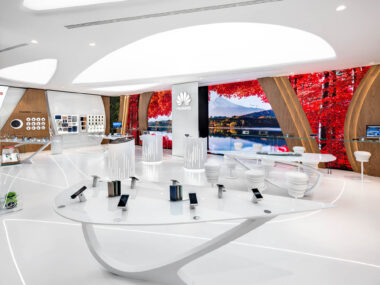 HUAWEI EXPERIENCE STORE